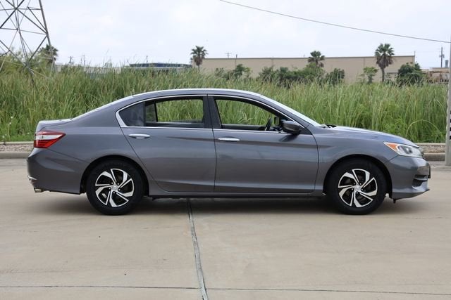 2016 Honda Accord Sedan — interior view